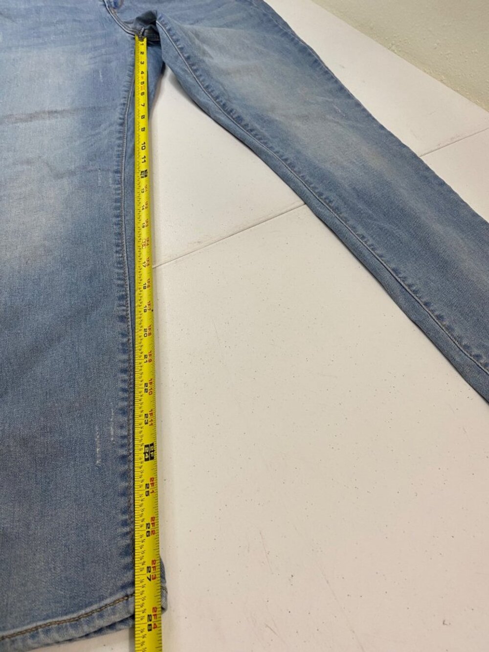 Old Navy Rockstar Super Skinny Light Blue Denim Jeans Women’s Size 12 Regular - Picture 5 of 7